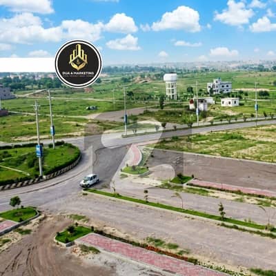 5 Marla Plot For Sale In University Town Islamabad