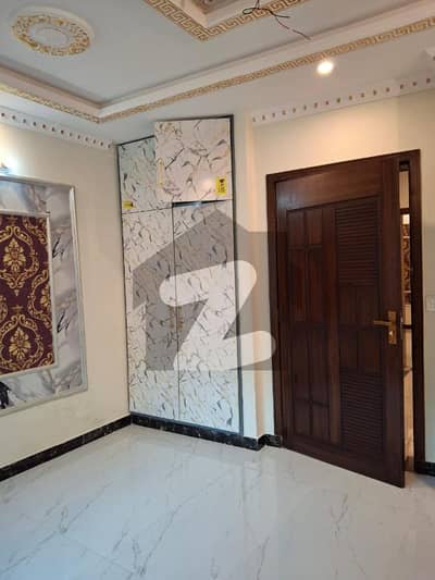 والٹن روڈ لاہور میں 3 کمروں کا 3 مرلہ مکان 70.0 ہزار میں کرایہ پر دستیاب ہے۔