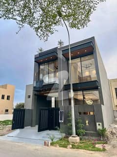 3 Years Installments Plan 5 Marla Brand New House For Sale In Park View City