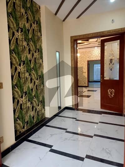 3.5 Marla Brand New Lower Portion