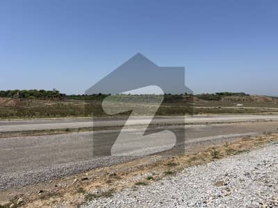 500 Sq Yards Solid Land Lake Facing Plot Available for Sale in DHA Phase 3 Sector F