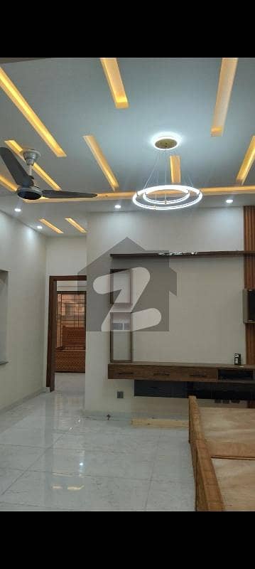 بحریہ ٹاؤن فیز 8 ۔ بلاک ای بحریہ ٹاؤن فیز 8,بحریہ ٹاؤن راولپنڈی,راولپنڈی میں 2 کمروں کا 12 مرلہ زیریں پورشن 65.0 ہزار میں کرایہ پر دستیاب ہے۔