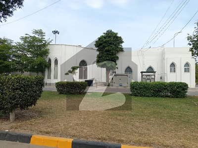 A Spacious 2 Kanal Residential Plot In Abdullah Gardens