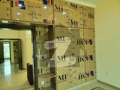 ڈی ایچ اے 11 رہبر سیکٹر 1 - بلاک اے ڈی ایچ اے 11 رہبر سیکٹر 1,ڈی ایچ اے 11 رہبر,لاہور میں 2 کمروں کا 8 مرلہ بالائی پورشن 65.0 ہزار میں کرایہ پر دستیاب ہے۔