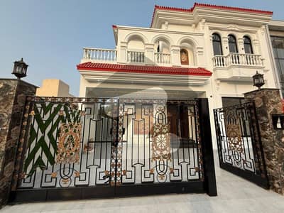 Centrally Located House Available In Citi Housing Phase 1 - Block D For sale