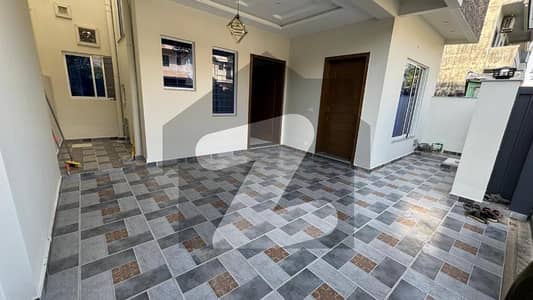 جی ۔ 13/1 جی ۔ 13,اسلام آباد میں 6 کمروں کا 7 مرلہ مکان 6.95 کروڑ میں برائے فروخت۔