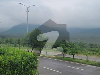 ڈی ۔ 12/2 ڈی ۔ 12,اسلام آباد میں 1 کنال رہائشی پلاٹ 17.0 کروڑ میں برائے فروخت۔