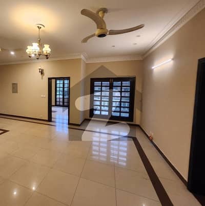 40x80 Ground Portion Furnished or Non Furnished