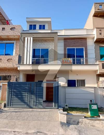 2540 Brand New Luxury House Reasonable Price G-13