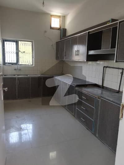 جی ۔ 10 اسلام آباد میں 2 کمروں کا 12 مرلہ بالائی پورشن 1.2 لاکھ میں کرایہ پر دستیاب ہے۔