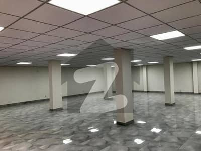 جی ۔ 8 مرکز جی ۔ 8,اسلام آباد میں 11 مرلہ Studio دفتر 10.5 لاکھ میں کرایہ پر دستیاب ہے۔