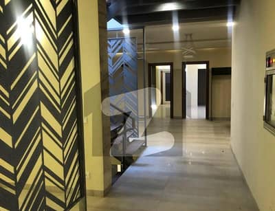 Luxury Beautiful 6 Bedroom House Swimming Pool