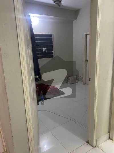 Flat Of 650 Square Feet In Al-Ghafoor Grande Tower For rent