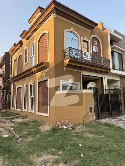 الکبیر ٹاؤن - فیز 2 الکبیر ٹاؤن,رائیونڈ روڈ,لاہور میں 3 کمروں کا 3 مرلہ مکان 1.6 کروڑ میں برائے فروخت۔