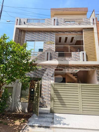 5 Marla Owner Build House available for Sale in Park View City Lahore