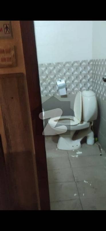 نارتھ ناظم آباد ۔ بلاک ای نارتھ ناظم آباد,کراچی میں 2 کمروں کا 4 مرلہ فلیٹ 99.0 لاکھ میں برائے فروخت۔