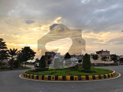 5 Marla Ideally Located Corner Plots Available For Sale In Park View City Lahore