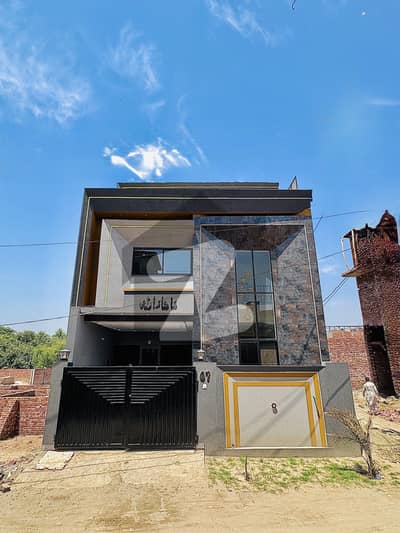 ماڈل ٹاؤن ملتان میں 4 کمروں کا 4 مرلہ مکان 1.4 کروڑ میں برائے فروخت۔