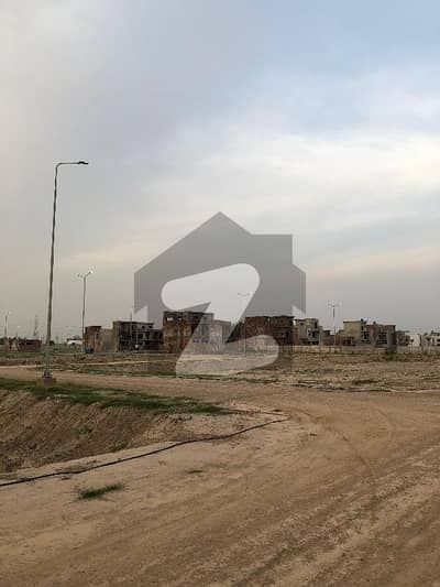 Silver block 5M residental plot available for sale in Silver block, Park View City Lahore
