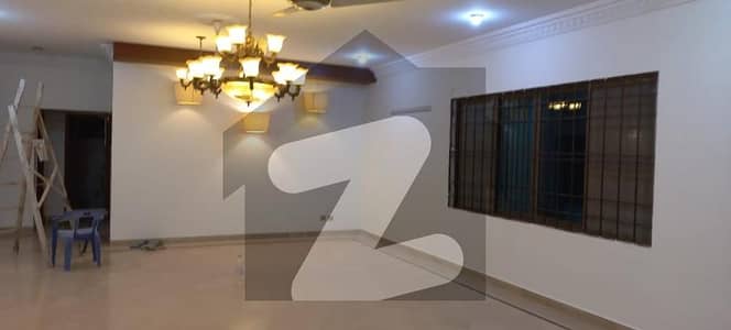 ڈی ایچ اے فیز 7 ڈی ایچ اے ڈیفینس,کراچی میں 3 کمروں کا 1 کنال بالائی پورشن 2.5 لاکھ میں کرایہ پر دستیاب ہے۔