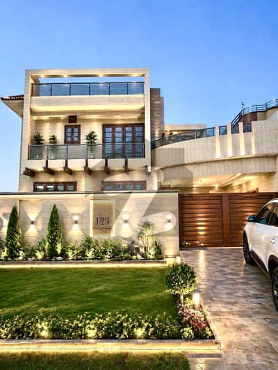 جی ۔ 13/4 جی ۔ 13,اسلام آباد میں 10 کمروں کا 1 کنال مکان 16.75 کروڑ میں برائے فروخت۔