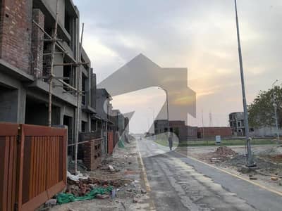 پارک ویو سٹی ۔ کرسٹل بلاک پارک ویو سٹی,لاہور میں 5 مرلہ رہائشی پلاٹ 48.0 لاکھ میں برائے فروخت۔