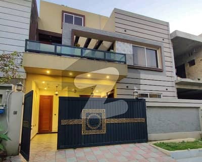 Ready To Buy A Upper Portion 1800 Square Feet In MPCHS - Multi Gardens