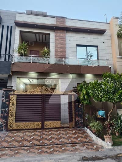 5 Marla Modern Design Owner Build House for Sale in Park View City Lahore