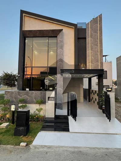 5 MARLA MODREN DESIGN HOUSE AVAILABLE FOR RENT IN DHA 9 TOWN LAHORE