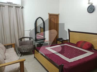 جوہر ٹاؤن فیز 2 جوہر ٹاؤن,لاہور میں 5 مرلہ Studio کمرہ 30.0 ہزار میں کرایہ پر دستیاب ہے۔