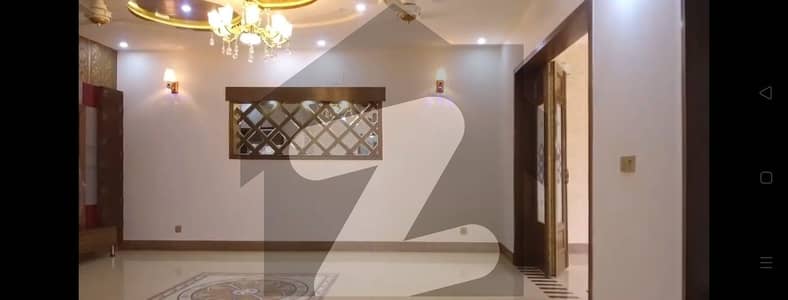 جوہر ٹاؤن فیز 1 - بلاک ای جوہر ٹاؤن فیز 1,جوہر ٹاؤن,لاہور میں 5 کمروں کا 12 مرلہ مکان 1.85 لاکھ میں کرایہ پر دستیاب ہے۔