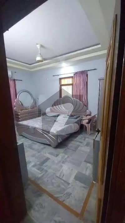 گلستانِِ جوہر ۔ بلاک 15 گلستانِ جوہر,کراچی میں 3 کمروں کا 10 مرلہ بالائی پورشن 85.0 ہزار میں کرایہ پر دستیاب ہے۔