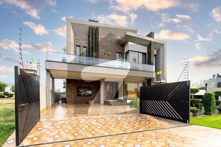 1 KANAL 70ft ROAD BRAND NEW EYE CATCHING ULTRA MODERN BUNGALOW FOR SALE NEAR TO RAYA IN LOW PRICE