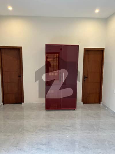 F-11/1 750 Square Feet Flat Up For rent