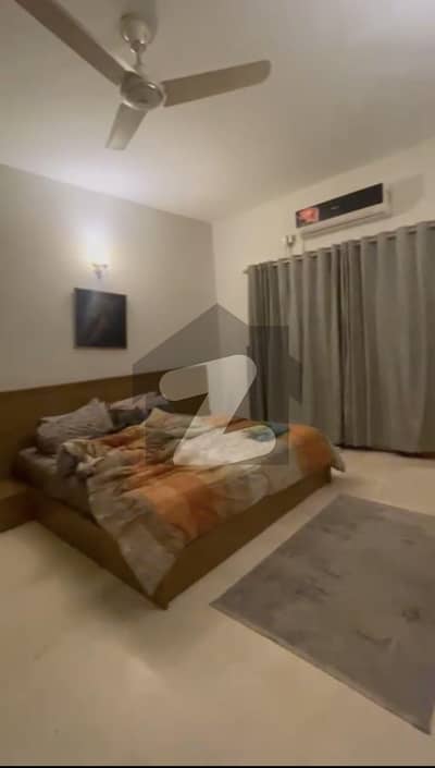 HOUSE FOR SALE SECTOR F 11 SIZE ONE KANAL TOP LOCATION LIVEABLE HOUSE