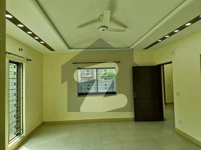 1 Kanal House For Rent In Valencia