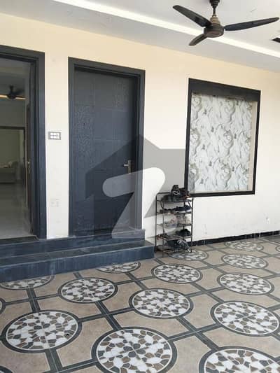 جناح گارڈنز فیز 1 جناح گارڈنز,ایف ای سی ایچ ایس,اسلام آباد میں 2 کمروں کا 9 مرلہ زیریں پورشن 65.0 ہزار میں کرایہ پر دستیاب ہے۔