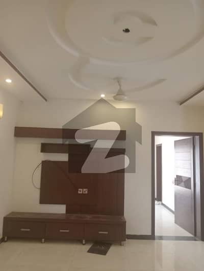 10 MARLA FULL HOUSE FOR RENT IN WAPDA TOWN