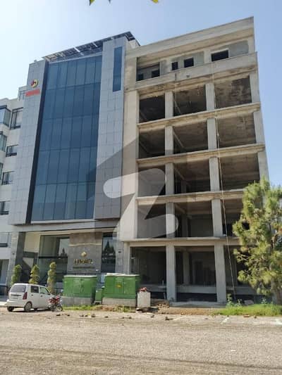 Shop For rent Situated In Gulberg Business Square