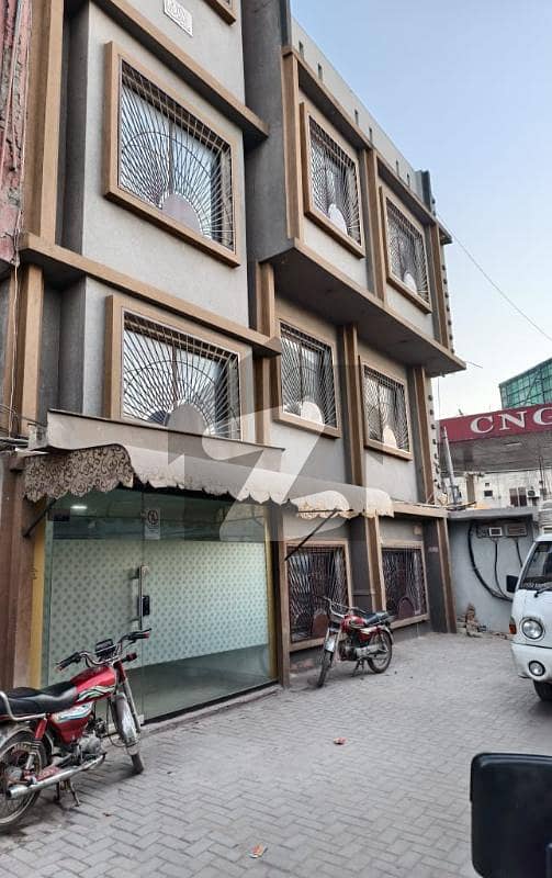 آئی جے پی روڈ راولپنڈی میں 5 کمروں کا 8 مرلہ عمارت 3.0 لاکھ میں کرایہ پر دستیاب ہے۔ آئی جے پی روڈ راولپنڈی میں 5 کمروں کا 8 مرلہ عمارت 3.0 لاکھ میں کرایہ پر دستیاب ہے۔