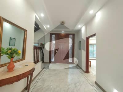 Get your Dream One Kanal House For Rent In Abid Majeed Road Main Cantt LAHORE
