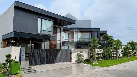 ORIGINAL PRICE MODERN MANSION IN HEART OF DHA