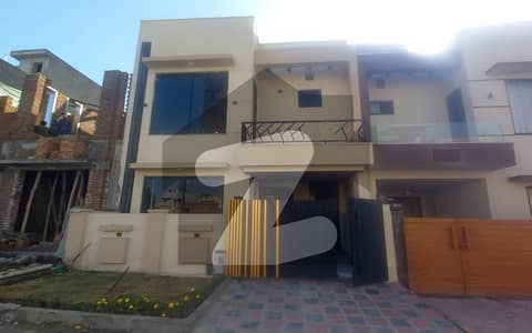 5 MARLA HOUSE 3 BEDROOM FOR SALE