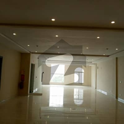 08 MARLA COMMERCIAL BUILDING MAIN BOULEVARD PHASE 06