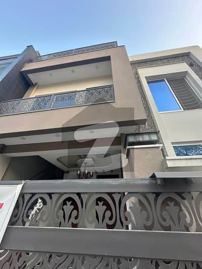 5 Marla Brand New House for Sale