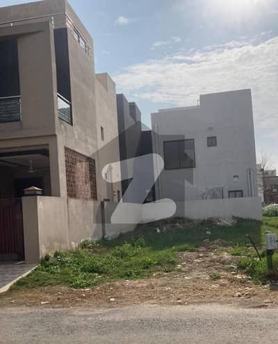 ڈی ایچ اے 9 ٹاؤن ۔ بلاک سی ڈی ایچ اے 9 ٹاؤن,ڈیفنس (ڈی ایچ اے),لاہور میں 5 مرلہ رہائشی پلاٹ 1.32 کروڑ میں برائے فروخت۔