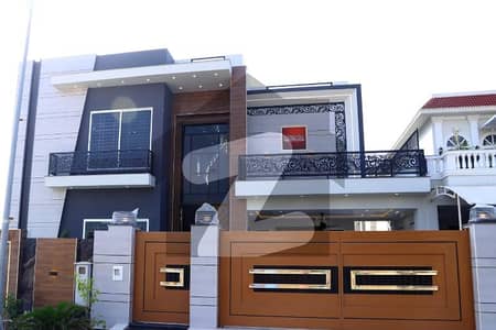 House For Grabs In 1 Kanal Bahawalpur