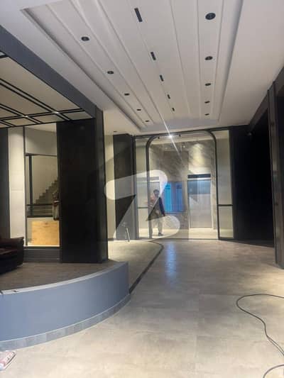 Falaknaz Twin Tower 3 BED DD ROAD SIDE