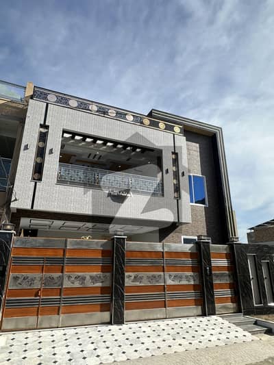 10 Marla luxury house for sell  Regi Model Town-Peshawar  Zone 3 - Sector B3