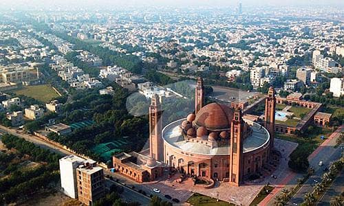 بحریہ ٹاؤن ۔ بلاک ای ای بحریہ ٹاؤن سیکٹرڈی,بحریہ ٹاؤن,لاہور میں 1 کنال رہائشی پلاٹ 4.0 کروڑ میں برائے فروخت۔